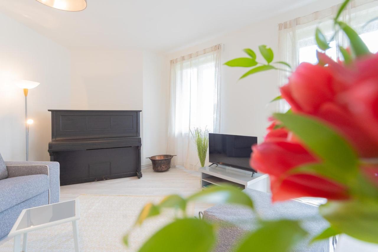 Acqua Chiara Apartment By Rent All Como Донго Экстерьер фото